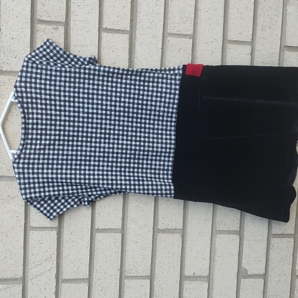 Basic Editions Dress - Picture 10 of 11